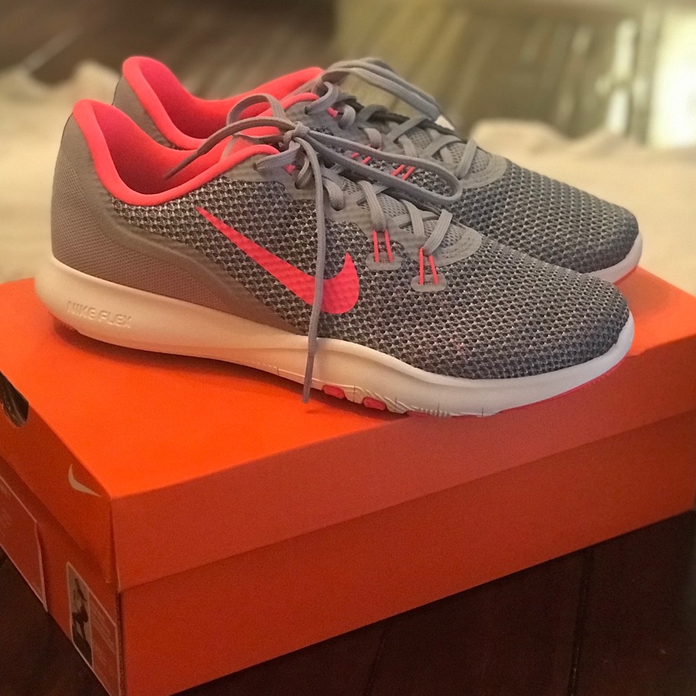 Nike Flex Trainer Shoes